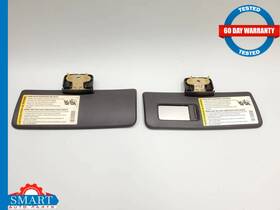15268000 Saturn Sky Pontiac Solstice Sunvisor Sun Visor Black Set Right Left 06-09 Oem