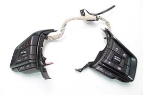 83154-fl080 Subaru 83154fl080 18-23 Crosstrek Steering Wheel Radio Phone Cruise Switch Oem