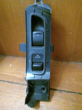 94266ag06a Subaru 2005-2007 Outback Right Front Window Switch With Door Lock