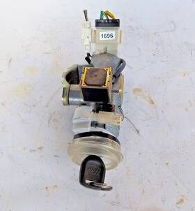Box-a273-a16273-24487 Subaru 2005-2007 Legacy Outback Ignition Lock With Key And Immobilizer 88215ag00a Oem