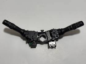 Q05068 Subaru 2016-2017 Crosstrek Headlight Turn Signal Wiper Control Switch Oem