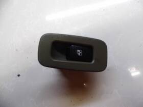 621w04790 Suzuki 2006-2008 Forenza Sedan Rear Left Or Right Side Door Window Switch Oem