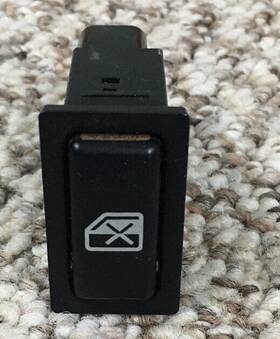 157438 Toyota 2000-2005 Celica Window Lock Switch Button Oem