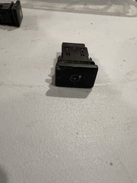 180112ba Toyota 2021-2022 Prius Prime Hybrid 1.8l Phev Charging Time Control Switch Oem