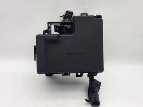 646-13728l Toyota 2022-2024 Tundra 3.5l Engine Fuse Box Oem