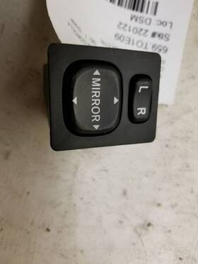 Toyota 659.to1e09 2009 Corolla S Mirror Control Switch