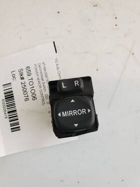 659.to1o06 Toyota Avalon 2006 Dash/interior/seat Switch 8418
