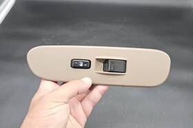 74201-0c010 Toyota 2000 - 2006 Tundra Tan / Beige Passengers Power Window Switch Trim Oem