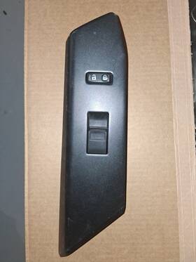 74231-0r050 Toyota 2016 2017 2018 Rav4 Se Front Right Window Switch Oem