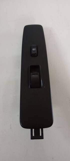 74233-35040 Toyota 1996-1998 4runner Front Right Window And Lock Switch