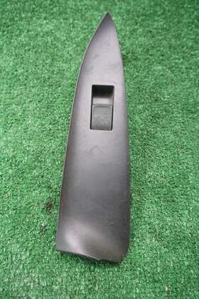 742710r010 Toyota 2006 07 08 09 10 11 12 13 14 Rav4 Right Rear Window Switch Oem