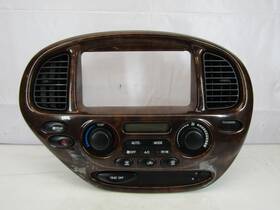 84010-0c101 Toyota 2002-2005 Sequoia Sr5 Ac Temp Heat Climate Control Panel Bezel Oem