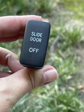 84962ae010 Toyota 2004-2010 Sienna Power Sliding Slide Door Off Switch Control With Wire