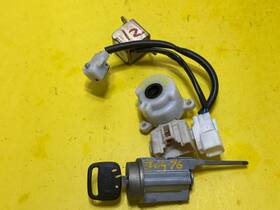 Box-a241-14821-j0476 Toyota 1995-2004 Tacoma Auto Ignition Switch Lock With Key Oem