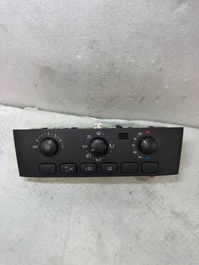 0142699g04 Volvo 2004 V40 Ac Heater Air Conditioning Control Climate Oem 131