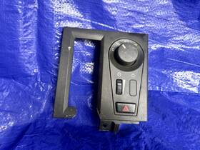 24071072 Volvo 22977100 Oem Vnl Light Switch And Dash Panel Trim