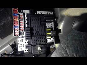 646-10978 Volvo Fuse Box Engine Thru Vin 158091 Fits 01-02 60 Series 150329