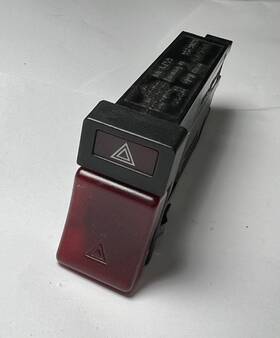 6806356 Volvo 1993-1994 850 Blinker Turn Light Hazard Flasher Switch Oem