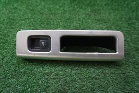 8663819 Volvo 2004 2005 2006 2007 2008 S40 Right Rear Window Switch Oem