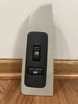 2002-07 Chevy Silverado Suburban Tahoe Sierra Yukon Passenger Window Switch Oem. Fixed Price $35.00.