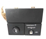99-06 Gmc Sierra 2500HD Auxiliary Marker Light Roof Cab Switch Clearance R20. Fixed Price $36.25.