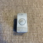 95-99 Vw MK3 Jetta Sunroof Switch Gray 1H0 959 728. Fixed Price $5.00.