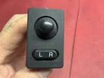98-01 Nissan Altima Power Mirror Switch 25570-9E000 Oem. Fixed Price $13.00.