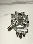 Mercedes Benz R107 W126 C126 380,500 Sl Sel Fuel Distributor 0438100111 Bosch. Fixed Price $599.99.