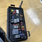Oem 09-11 Dts Electrical Components-fuse Relay Box 25865468. Fixed Price $180.50.
