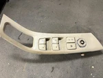 2011-2013 Hyundai Elantra Power Window Switches Left And Right Side. Fixed Price $80.00.