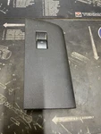 08-10 Ford F250 F350 Left Rear Door Window Switch BC3T-14B135-AA35BB Oem Used. Fixed Price $40.49.
