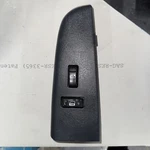 00-02 Suburban Yukon Front Right Passenger Door Window Switch W/ Bezel Oem Stk 1. Fixed Price $20.00.