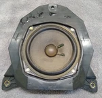 99-06 Silverado Suburban Yukon Escalade Denali Tahoe Rear Door Bose Speaker. Fixed Price $45.00.