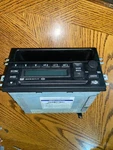 Kio Rio 03-05 ? 2005 Am Fm Cd Radio W/ Under Compartment. Fixed Price $85.00.