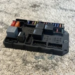 Range Land Rover Oem L322 Fuse Box Relay Ecm Module 2006-2009 YQE500390. Fixed Price $44.99.