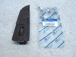 Hyundai XG300 XG350 New Oem Right Rear Window Switch 93581-39100-OY #3C-9. Fixed Price $40.00.