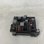 2000-2003 Chevrolet Chevy S10 Blazer Under Hood Engine Bay Fuse Box Oem. Fixed Price $99.97.