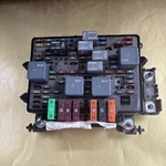Used DT-15328827-03 2001,2002 Chevy Gmc 2500.3500 Hd LB7 6.6 Duramax Fuse Box. Fixed Price $99.00.