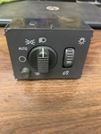 03 04 05 06 Suburban Silverado Sierra Tahoe Yukon Auto Headlight Dimming Switch. Fixed Price $10.00.