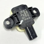 X156 Mercedes 2018 Right/left Sensor 1668210351 Oem. Fixed Price $19.00.
