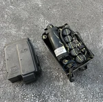 95-02 Range Rover P38 Air Suspension Control Valve Block Solenoid Compressor Oem. Fixed Price $299.99.