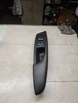 2017-2019 Hyundai Santa (auto Up/dn) Fe Left Master Window Door Switch W/ Trim. Fixed Price $101.84.