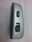 R/f Right Passenger Front Door Window Switch 03-04 Toyota Matrix 5-1-14RM. Fixed Price $37.20.