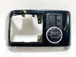 07-12 Land Range Rover Dashboard Left Air Vent Bezel Trim W/ Headlamp Switch Oem. Fixed Price $34.00.