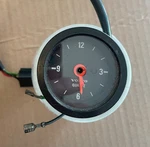 1981-1993 Volvo 240 Oem Center Dash Analog Clock 218531, Missing Knob. Fixed Price $25.00.