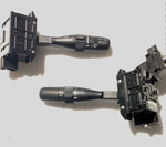 Jeep Wj Cherokee Turn Signal Headlight & Wiper Multifunction Switches 99-04. Fixed Price $58.00.