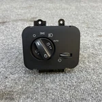 2005-2009 Land Rover LR3 / Range Sport (L320) Headlight Switch. Fixed Price $29.99.