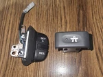 Land Rover Discovery Oem Cruise Control Switchs W/ Bracket YUH100320. Fixed Price $95.22.