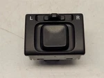 2002 Suzuki Vitara XL-7 Dash Switch Mirror Adjuster. Fixed Price $14.70.