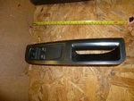 2010-2011 Volvo C30 Power Door Switch Left Master Driver 4513. Fixed Price $84.00.